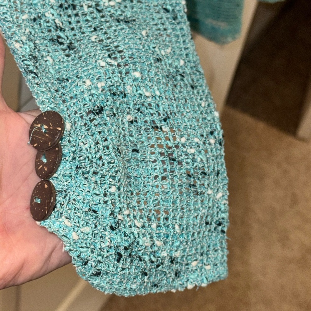 XL Katie Todd Crochet Top Cover Up Blue With Wooden Buttons! - Picture 3 of 9